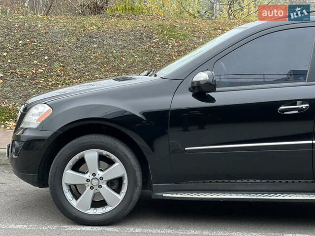 Черный Мерседес М-Класс, объемом двигателя 3.5 л и пробегом 265 тыс. км за 14300 $, фото 11 на Automoto.ua