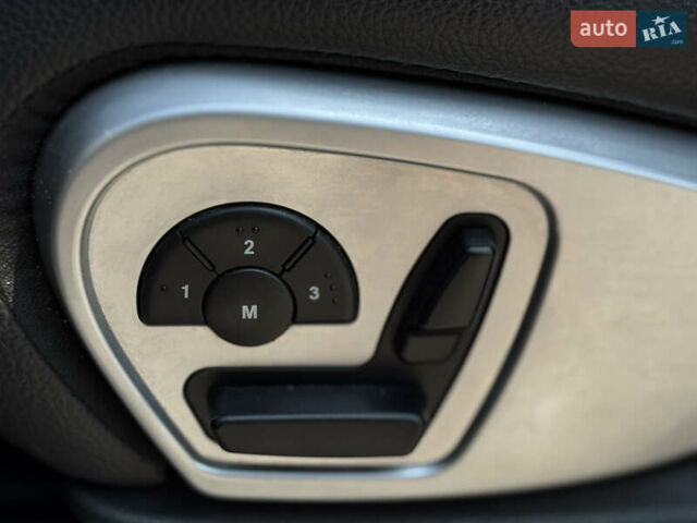 Черный Мерседес М-Класс, объемом двигателя 3.5 л и пробегом 287 тыс. км за 10500 $, фото 19 на Automoto.ua