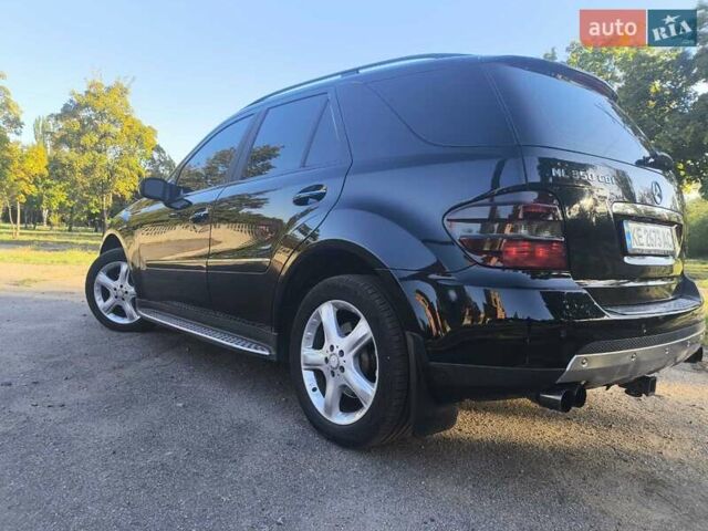 Черный Мерседес М-Класс, объемом двигателя 2.99 л и пробегом 264 тыс. км за 13999 $, фото 5 на Automoto.ua