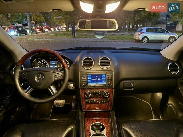 Мерседес М-Класс 2008 в Одессе на Automoto.ua Черный Мерседес М-Класс, объемом двигателя 3.5 л и пробегом 247 тыс. км за 10800 $, фото 59 на Automoto.ua