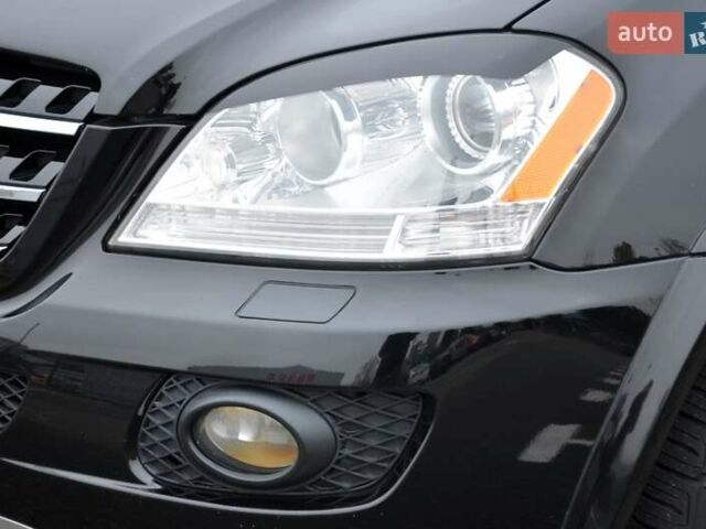 Чорний Мерседес М-Клас, об'ємом двигуна 3.5 л та пробігом 197 тис. км за 9999 $, фото 16 на Automoto.ua