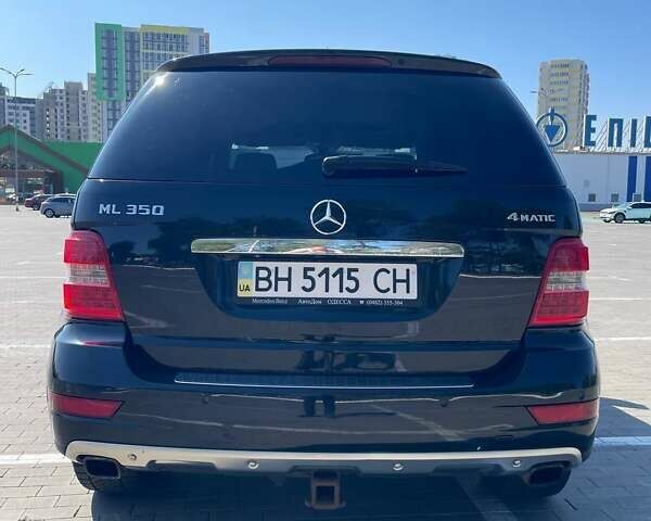 Чорний Мерседес М-Клас, об'ємом двигуна 0 л та пробігом 338 тис. км за 11300 $, фото 3 на Automoto.ua