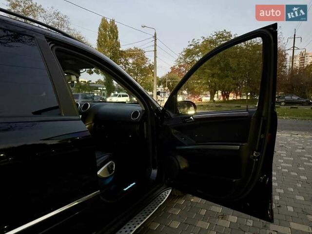 Мерседес М-Класс 2008 в Одессе на Automoto.ua Черный Мерседес М-Класс, объемом двигателя 3.5 л и пробегом 247 тыс. км за 10800 $, фото 32 на Automoto.ua