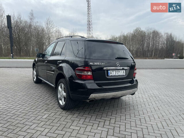 Чорний Мерседес М-Клас, об'ємом двигуна 3 л та пробігом 232 тис. км за 12300 $, фото 54 на Automoto.ua