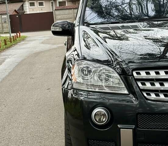 Черный Мерседес М-Класс, объемом двигателя 3.5 л и пробегом 174 тыс. км за 10999 $, фото 13 на Automoto.ua