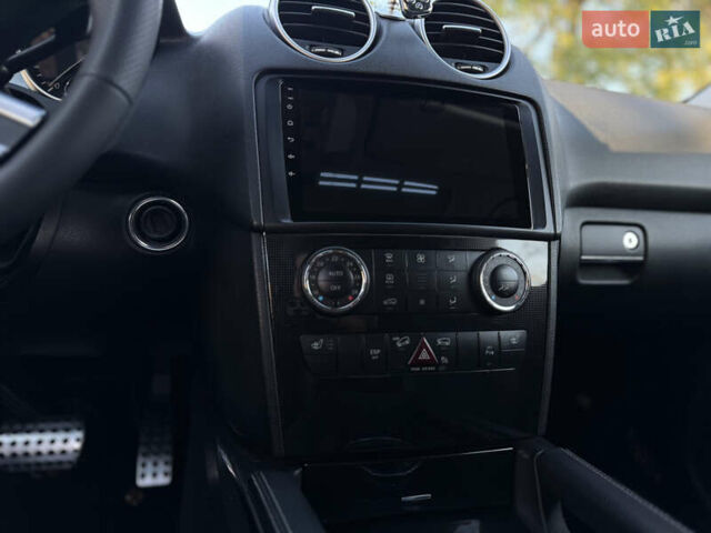 Чорний Мерседес М-Клас, об'ємом двигуна 2.99 л та пробігом 276 тис. км за 15799 $, фото 11 на Automoto.ua