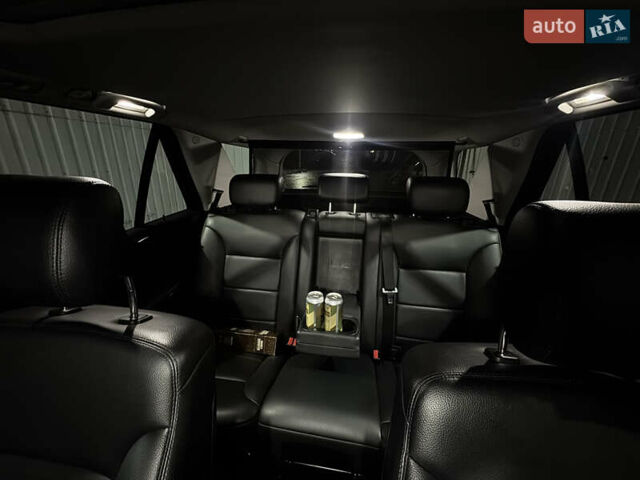 Черный Мерседес М-Класс, объемом двигателя 3.5 л и пробегом 196 тыс. км за 15000 $, фото 15 на Automoto.ua