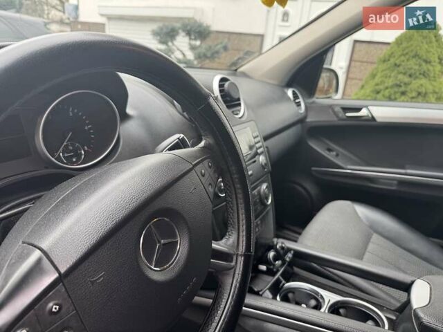 Черный Мерседес М-Класс, объемом двигателя 2.99 л и пробегом 270 тыс. км за 13600 $, фото 9 на Automoto.ua