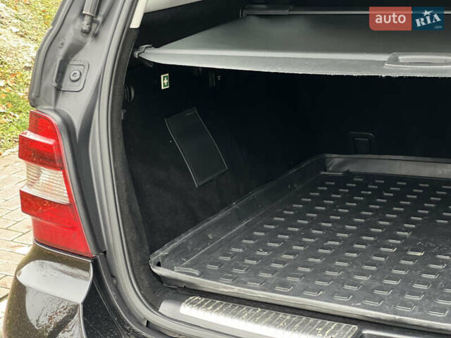 Черный Мерседес М-Класс, объемом двигателя 3.5 л и пробегом 265 тыс. км за 14300 $, фото 55 на Automoto.ua