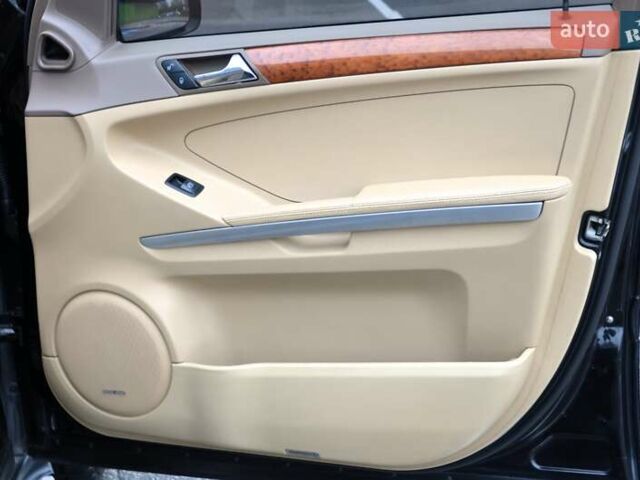 Чорний Мерседес М-Клас, об'ємом двигуна 3.5 л та пробігом 197 тис. км за 9999 $, фото 35 на Automoto.ua