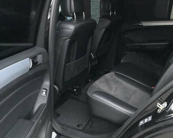 Черный Мерседес М-Класс, объемом двигателя 2.99 л и пробегом 363 тыс. км за 15500 $, фото 21 на Automoto.ua