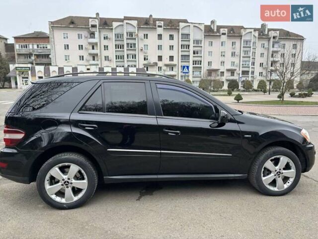 Чорний Мерседес М-Клас, об'ємом двигуна 2.99 л та пробігом 370 тис. км за 10900 $, фото 6 на Automoto.ua