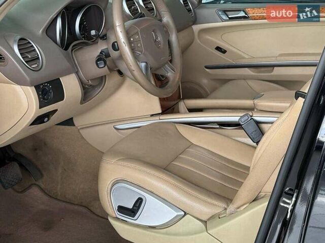Черный Мерседес М-Класс, объемом двигателя 3 л и пробегом 264 тыс. км за 12240 $, фото 9 на Automoto.ua