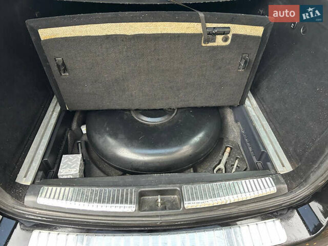 Черный Мерседес М-Класс, объемом двигателя 3.5 л и пробегом 276 тыс. км за 10499 $, фото 13 на Automoto.ua