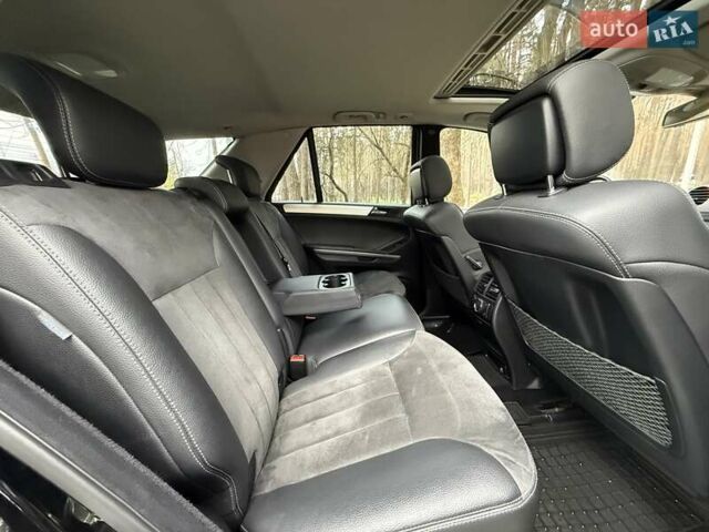 Черный Мерседес М-Класс, объемом двигателя 3.5 л и пробегом 174 тыс. км за 10950 $, фото 33 на Automoto.ua