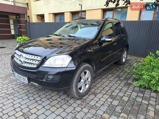 Черный Мерседес М-Класс, объемом двигателя 2.99 л и пробегом 281 тыс. км за 14000 $, фото 8 на Automoto.ua