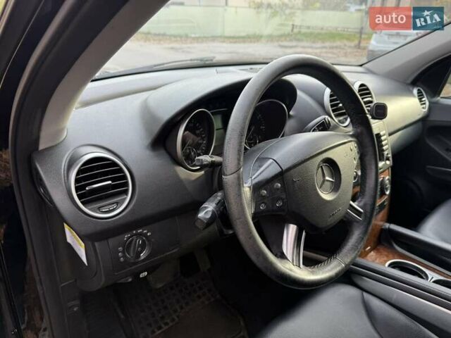 Чорний Мерседес М-Клас, об'ємом двигуна 3.5 л та пробігом 207 тис. км за 14600 $, фото 11 на Automoto.ua