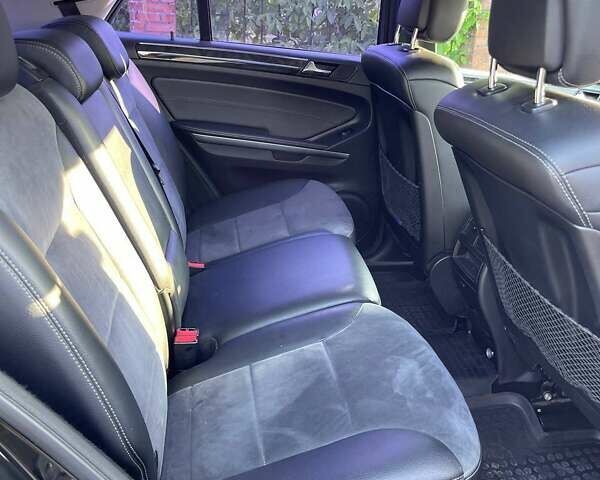 Чорний Мерседес М-Клас, об'ємом двигуна 3 л та пробігом 265 тис. км за 14500 $, фото 11 на Automoto.ua