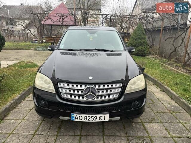 Черный Мерседес М-Класс, объемом двигателя 2.99 л и пробегом 270 тыс. км за 13600 $, фото 8 на Automoto.ua