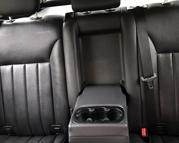 Черный Мерседес М-Класс, объемом двигателя 3.5 л и пробегом 294 тыс. км за 14500 $, фото 7 на Automoto.ua