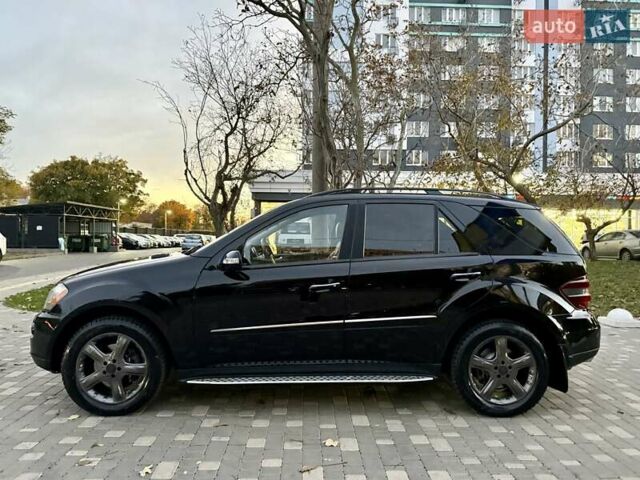 Мерседес М-Класс 2008 в Одессе на Automoto.ua Черный Мерседес М-Класс, объемом двигателя 3.5 л и пробегом 247 тыс. км за 10800 $, фото 4 на Automoto.ua