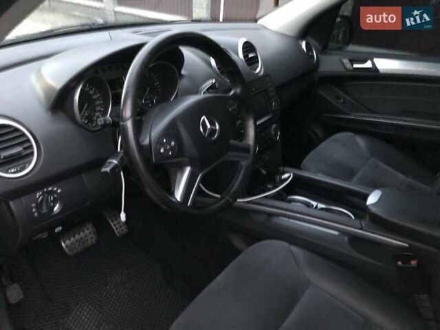 Черный Мерседес М-Класс, объемом двигателя 2.99 л и пробегом 363 тыс. км за 15500 $, фото 23 на Automoto.ua