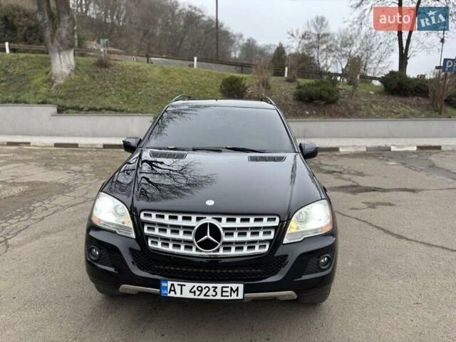 Чорний Мерседес М-Клас, об'ємом двигуна 2.99 л та пробігом 370 тис. км за 10900 $, фото 11 на Automoto.ua