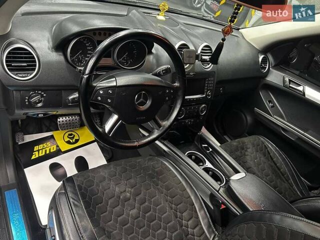 Чорний Мерседес М-Клас, об'ємом двигуна 2.99 л та пробігом 256 тис. км за 14800 $, фото 7 на Automoto.ua