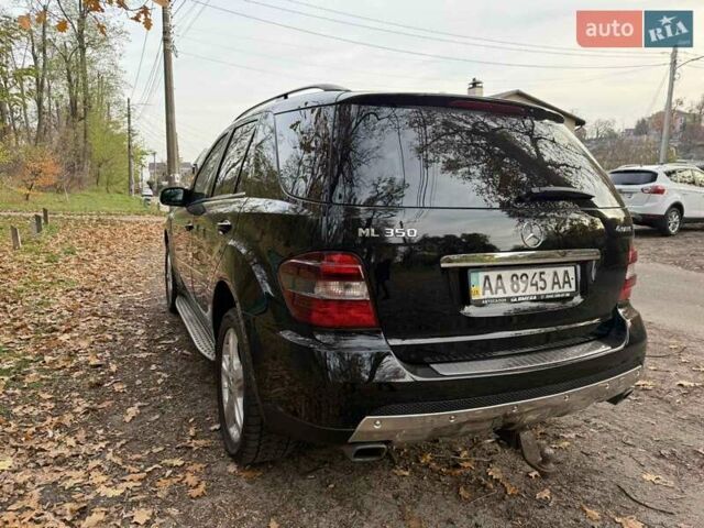 Чорний Мерседес М-Клас, об'ємом двигуна 3.5 л та пробігом 207 тис. км за 14600 $, фото 3 на Automoto.ua