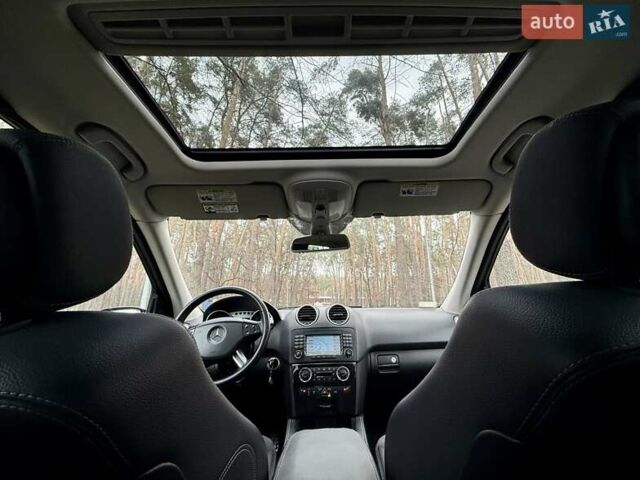 Черный Мерседес М-Класс, объемом двигателя 3.5 л и пробегом 174 тыс. км за 10999 $, фото 33 на Automoto.ua