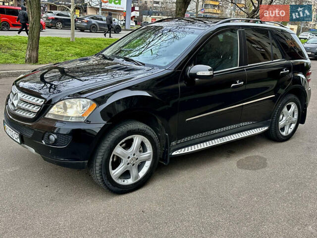 Чорний Мерседес М-Клас, об'ємом двигуна 3 л та пробігом 255 тис. км за 14000 $, фото 15 на Automoto.ua