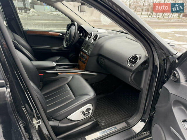Черный Мерседес М-Класс, объемом двигателя 3.5 л и пробегом 287 тыс. км за 11000 $, фото 8 на Automoto.ua