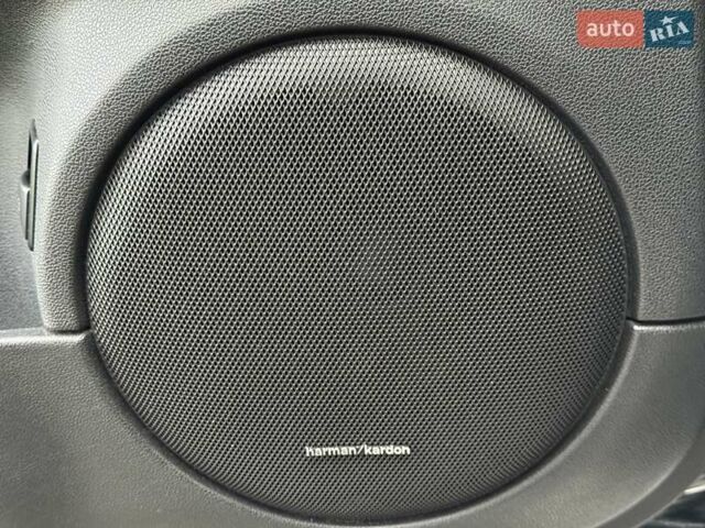 Черный Мерседес М-Класс, объемом двигателя 3.5 л и пробегом 174 тыс. км за 10950 $, фото 64 на Automoto.ua