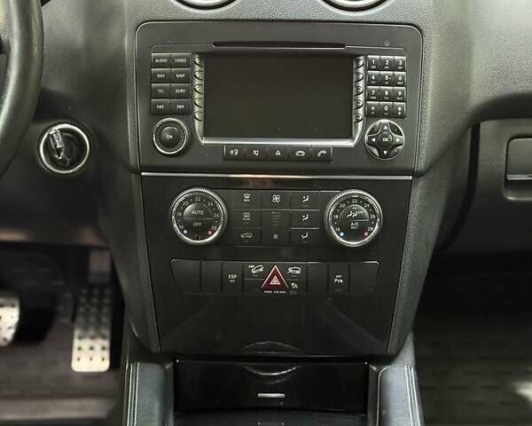 Чорний Мерседес М-Клас, об'ємом двигуна 3 л та пробігом 220 тис. км за 12900 $, фото 9 на Automoto.ua