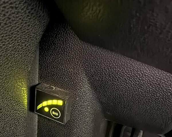 Чорний Мерседес М-Клас, об'ємом двигуна 3.5 л та пробігом 207 тис. км за 14600 $, фото 23 на Automoto.ua