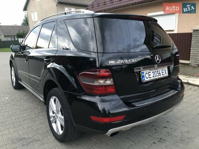 Черный Мерседес М-Класс, объемом двигателя 2.99 л и пробегом 363 тыс. км за 15500 $, фото 15 на Automoto.ua