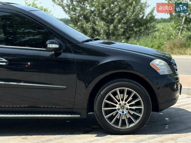 Черный Мерседес М-Класс, объемом двигателя 3.5 л и пробегом 287 тыс. км за 10500 $, фото 4 на Automoto.ua