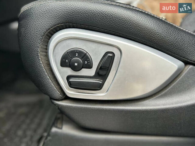 Черный Мерседес М-Класс, объемом двигателя 3.5 л и пробегом 276 тыс. км за 10499 $, фото 9 на Automoto.ua