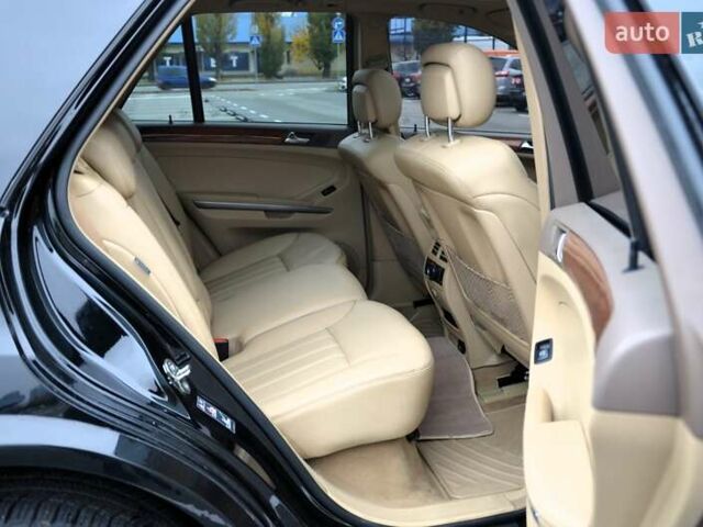 Чорний Мерседес М-Клас, об'ємом двигуна 3.5 л та пробігом 197 тис. км за 9999 $, фото 32 на Automoto.ua