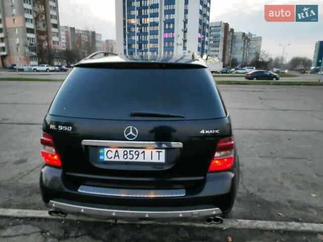 Черный Мерседес М-Класс, объемом двигателя 3.5 л и пробегом 237 тыс. км за 12000 $, фото 7 на Automoto.ua