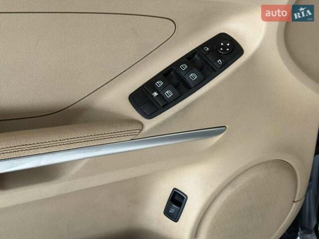 Черный Мерседес М-Класс, объемом двигателя 3 л и пробегом 264 тыс. км за 12240 $, фото 10 на Automoto.ua