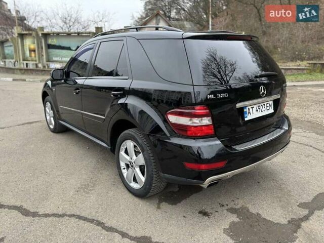 Чорний Мерседес М-Клас, об'ємом двигуна 2.99 л та пробігом 370 тис. км за 10900 $, фото 8 на Automoto.ua