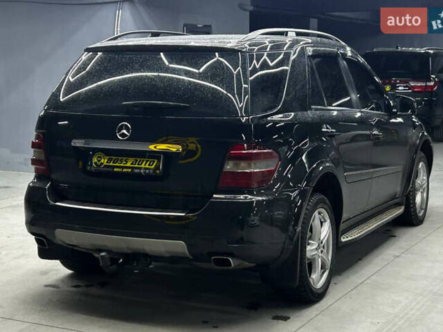 Чорний Мерседес М-Клас, об'ємом двигуна 2.99 л та пробігом 256 тис. км за 14800 $, фото 5 на Automoto.ua