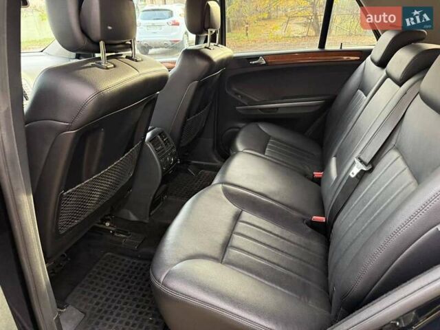 Чорний Мерседес М-Клас, об'ємом двигуна 3.5 л та пробігом 207 тис. км за 14600 $, фото 14 на Automoto.ua