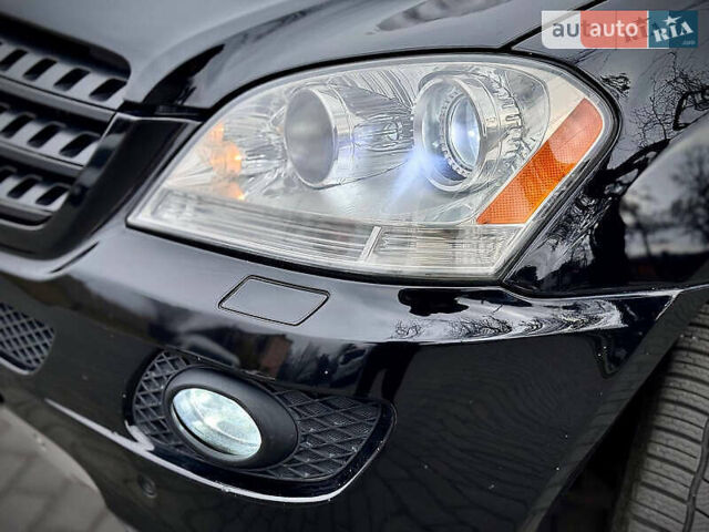 Черный Мерседес М-Класс, объемом двигателя 2.99 л и пробегом 264 тыс. км за 13999 $, фото 14 на Automoto.ua