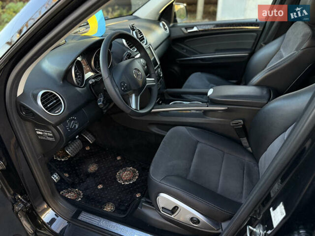 Чорний Мерседес М-Клас, об'ємом двигуна 2.99 л та пробігом 276 тис. км за 15799 $, фото 13 на Automoto.ua