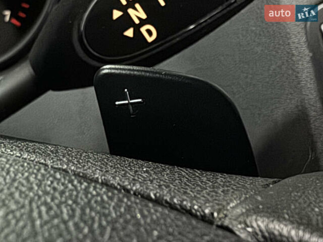 Черный Мерседес М-Класс, объемом двигателя 3.5 л и пробегом 196 тыс. км за 15000 $, фото 4 на Automoto.ua