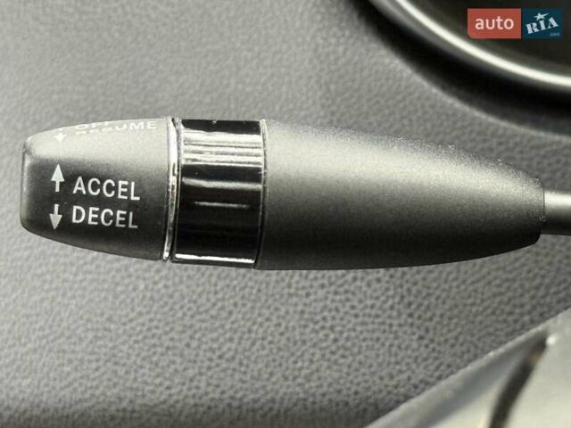 Черный Мерседес М-Класс, объемом двигателя 3.5 л и пробегом 174 тыс. км за 10950 $, фото 58 на Automoto.ua