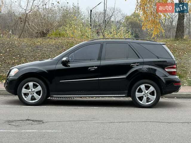 Черный Мерседес М-Класс, объемом двигателя 3.5 л и пробегом 265 тыс. км за 14300 $, фото 10 на Automoto.ua