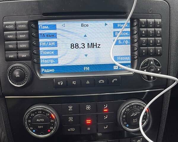 Чорний Мерседес М-Клас, об'ємом двигуна 3 л та пробігом 284 тис. км за 7300 $, фото 21 на Automoto.ua